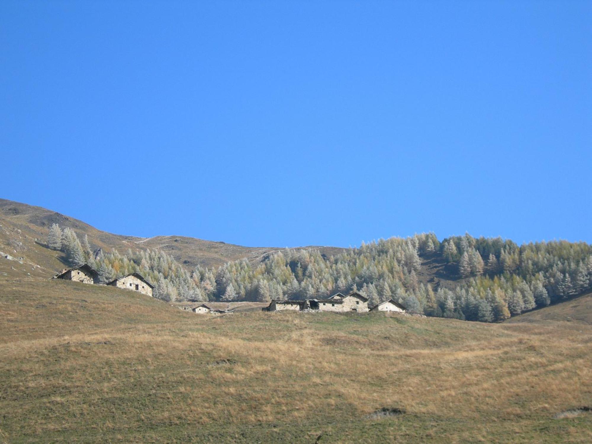 Вілла Agriturismo Lo Ratele Allein Екстер'єр фото